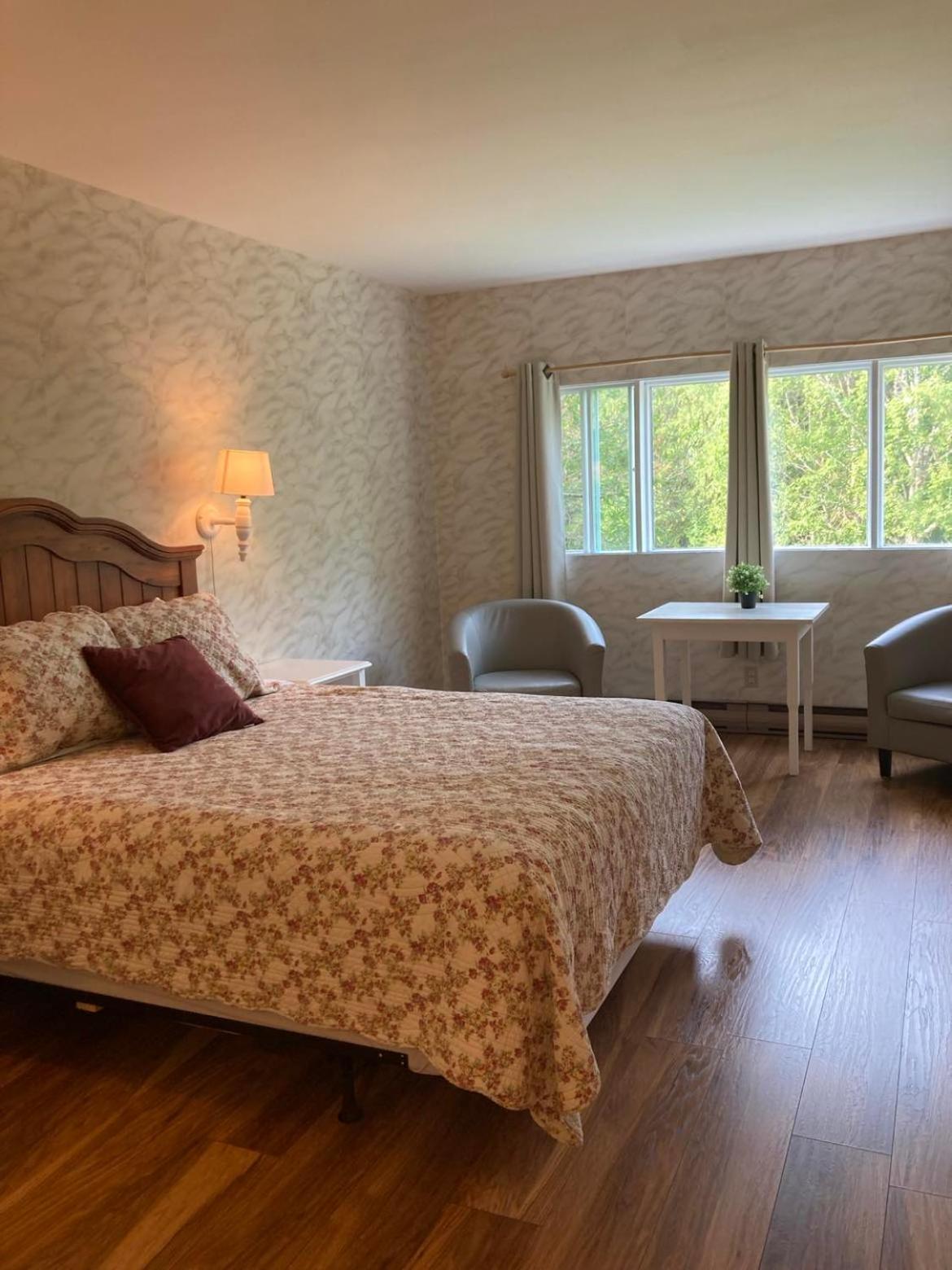 Auberge Les Sources La Malbaie Bagian luar foto