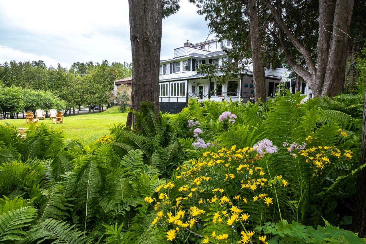 Auberge Les Sources La Malbaie Bagian luar foto